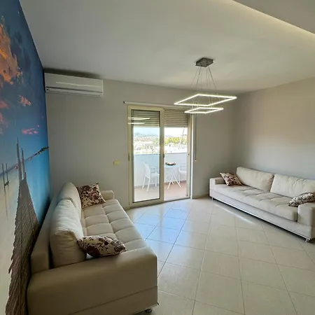 Plazh Apartment